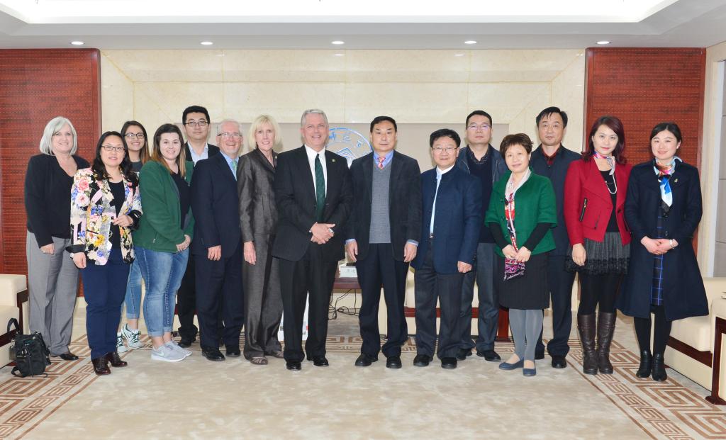 美国东北州立大学一行到合肥师范学院交流访问